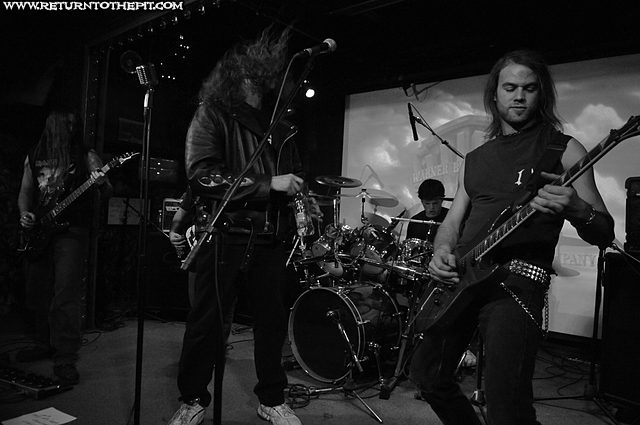 [ravage on Feb 21, 2008 at Ralph's Chadwick Square Rock Club (Worcester, MA)]