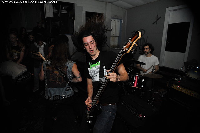 [razormaze on Oct 4, 2008 at the Wheelchair (Worcester, MA)]