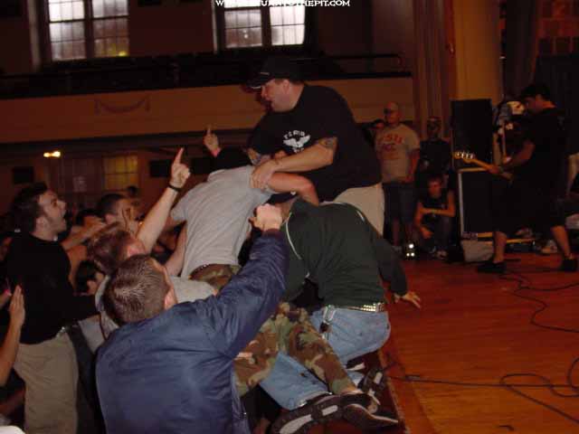 [reach the sky on Oct 26, 2002 at Back to School Jam (Framingham, Ma)]