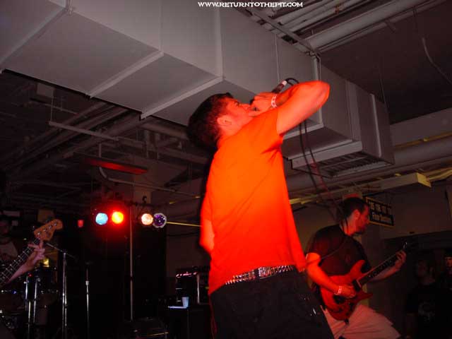 [the red chord on Jul 27, 2002 at Milwaukee Metalfest Day 2 relapse (Milwaukee, WI)]