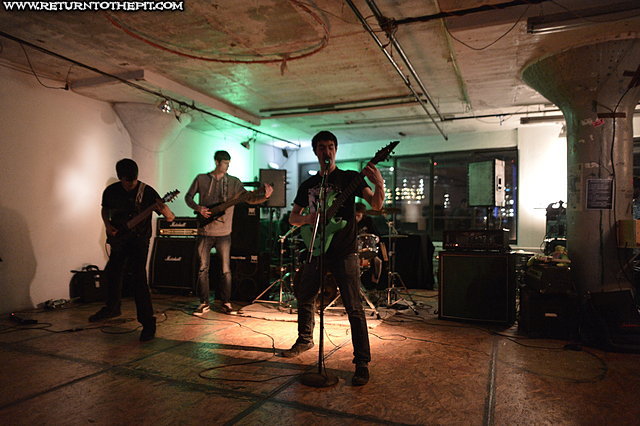 [seren on Mar 23, 2013 at A Hole In The Sky (Boston, MA)]