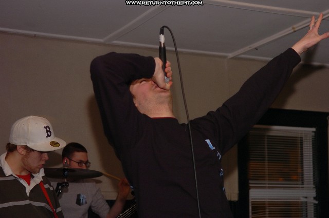 [shoot your wounded on Mar 17, 2006 at Tiger's Den (Brockton, Ma)]