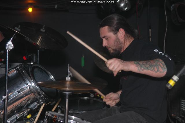 [shroud of bereavement on Dec 17, 2004 at the Bombshelter (Manchester, NH)]