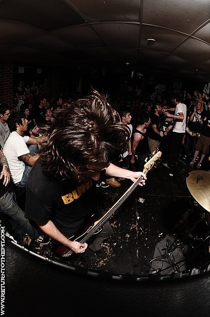 [soul control on Oct 16, 2009 at Anchors Up (Haverhill, MA)]