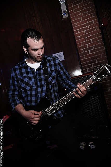 [stray from the path on Apr 18, 2009 at Chasers - Thirdstage (Worcester, MA)]