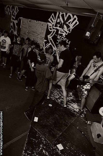 [streetsweeper on Jul 1, 2010 at Anchors Up (Haverhill, MA)]