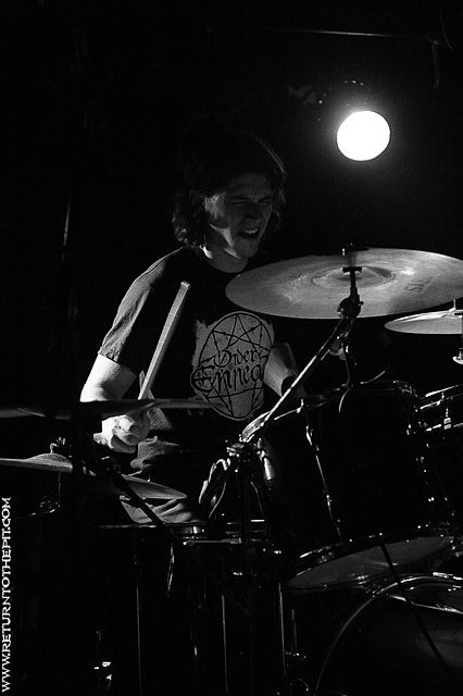 [strong intention on Oct 25, 2009 at Middle East (Cambridge, MA)]