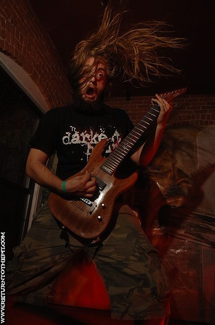 [suicide silence on Oct 31, 2007 at Waterfront Tavern (Holyoke, Ma)]