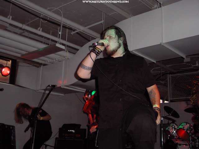 [summer dying on Jul 26, 2002 at Milwaukee Metalfest Day 1 nightfall (Milwaukee, WI)]