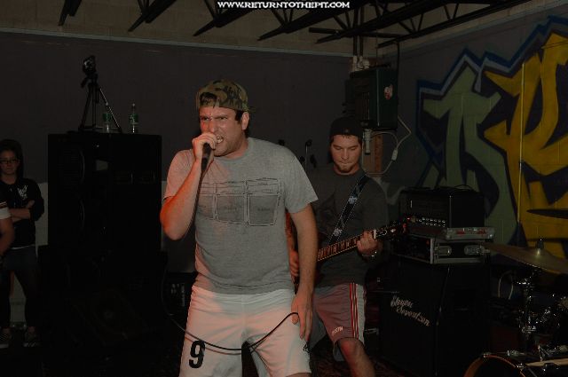 [ten-33 on Jun 25, 2006 at Club Drifter's (Nashua, NH)]