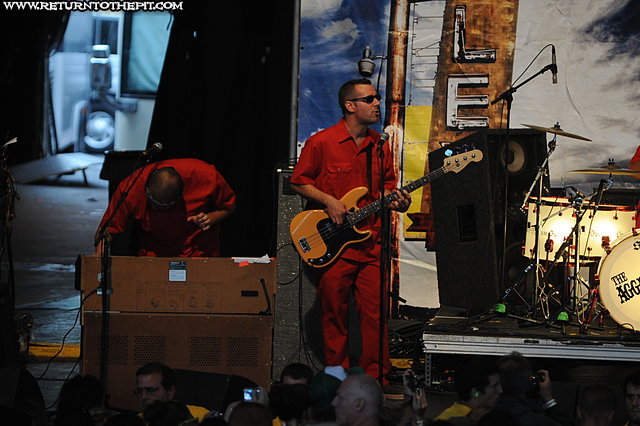 [the aggrolites on Jul 23, 2008 at Comcast Center - Hurley Dot Com Stage (Mansfield, MA)]