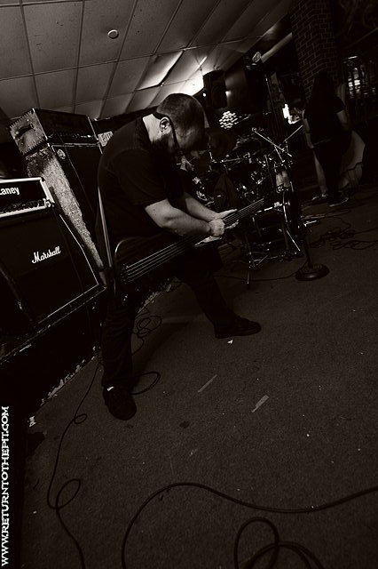 [the furneral pyre on Jul 14, 2010 at Anchors Up (Haverhill, MA)]
