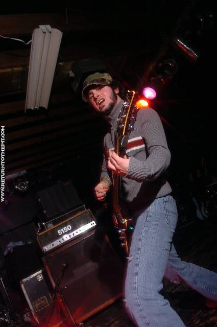 [the miles between on Dec 15, 2005 at the Living Room (Providence, RI)]