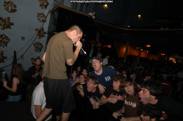 [throwdown on Sep 17, 2004 at the Palladium - First Stage (Worcester, Ma)]
