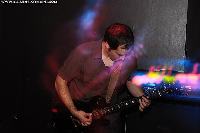 [to the wolves on Jun 26, 2008 at O'Briens Pub (Allston, MA)]