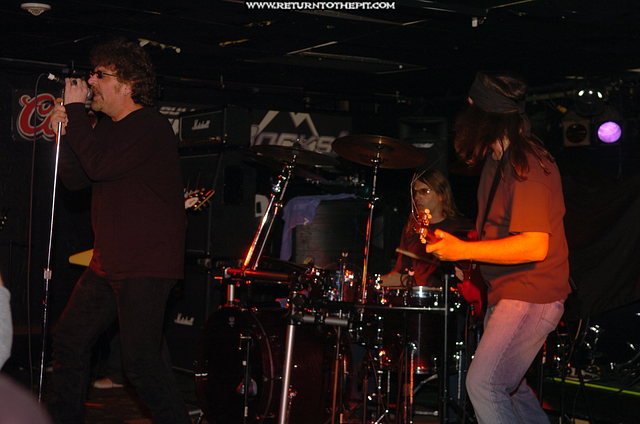 [trouble on Mar 24, 2007 at Mark's Showplace (Bedford, NH)]