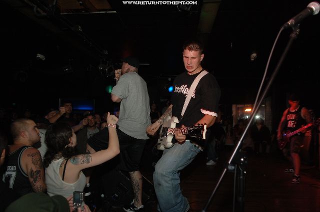 [trust in few on Sep 3, 2006 at Club Lido (Revere, Ma)]