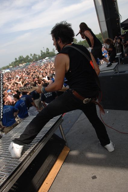 [unearth on Aug 1, 2006 at Tweeter Center - second stage (Mansfield, Ma)]