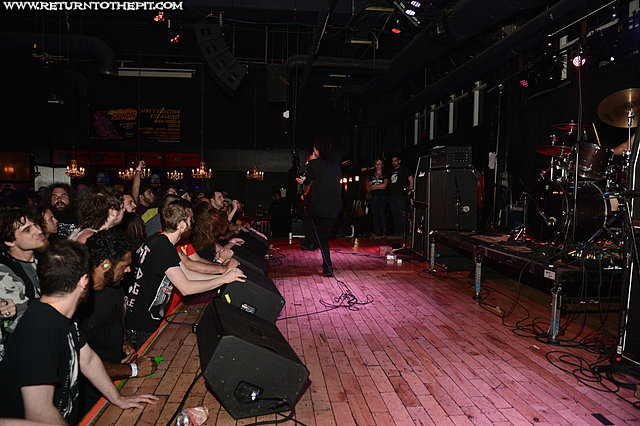 [unholy grave on May 25, 2014 at Baltimore Sound Stage (Baltimore, MD)]