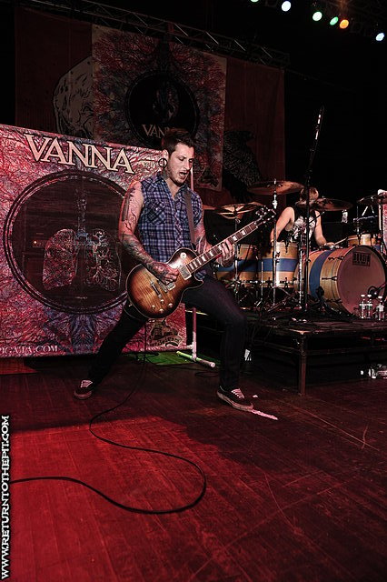 [vanna on Aug 7, 2010 at the Palladium - Mainstage (Worcester, MA)]