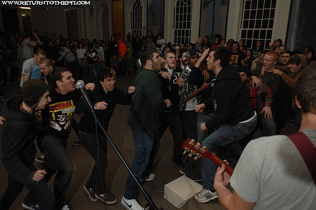 [wake up call on Dec 26, 2007 at Mercy House (Amherst, MA)]