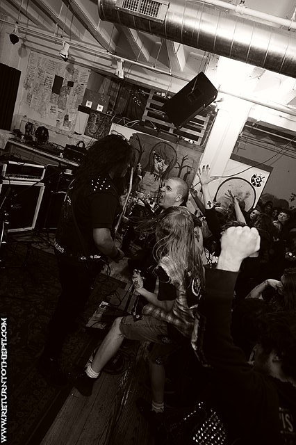 [witchaven on Mar 26, 2010 at Unit 12 (Allston, MA)]