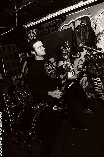 [witchaven on Mar 29, 2009 at Trash with Power (Everett, MA)]