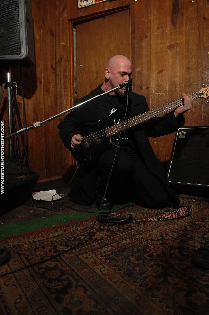 [witchtomb on Oct 24, 2006 at O'Briens Pub (Allston, Ma)]