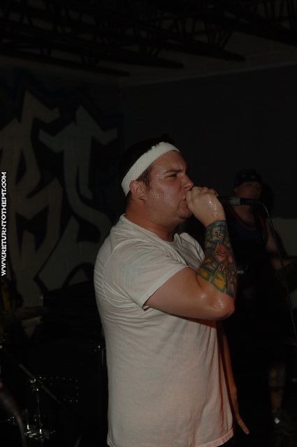 [xlooking forwardx on Jun 25, 2006 at Club Drifter's (Nashua, NH)]