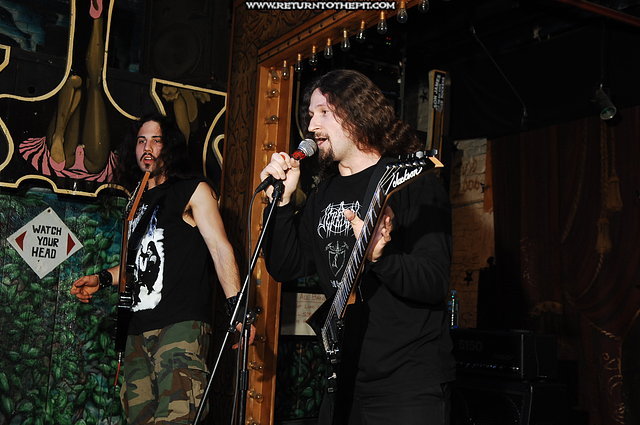 [zircon on Dec 7, 2006 at Ralph's Chadwick Square Rock Club (Worcester, MA)]